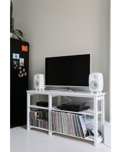 Mari x Classic tv-taso/LP-levyhylly