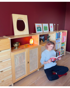 Julia x Lundia, Classic meikkauspiste